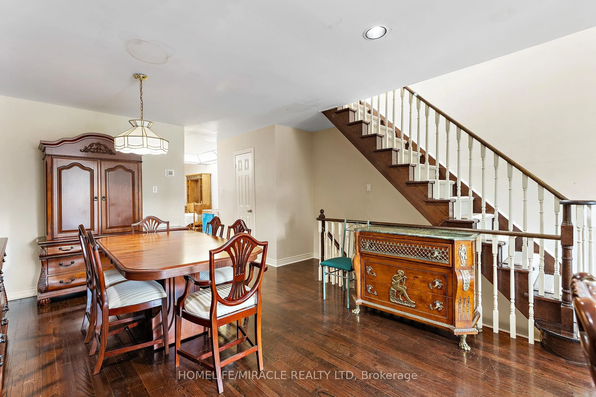 Photo 25 of 33 Torrens Avenue, Toronto, Broadview North — HOMEH