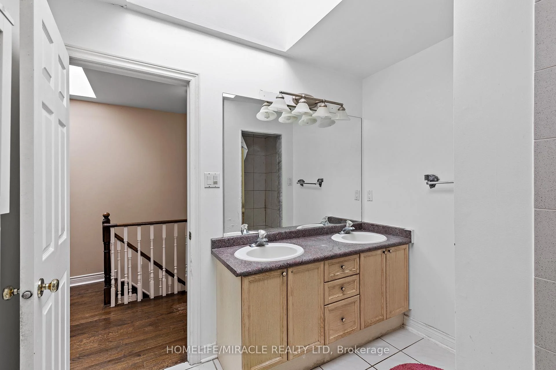 Photo 39 of 33 Torrens Avenue, Toronto, Broadview North — HOMEH