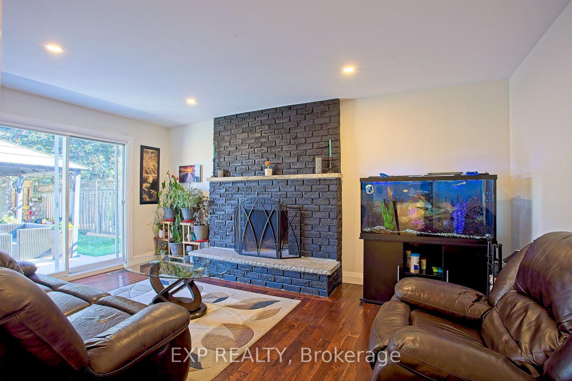 Photo 19 of 39 Ainsworth Street, Hamilton, Stoney Creek Mountain — HOMEH