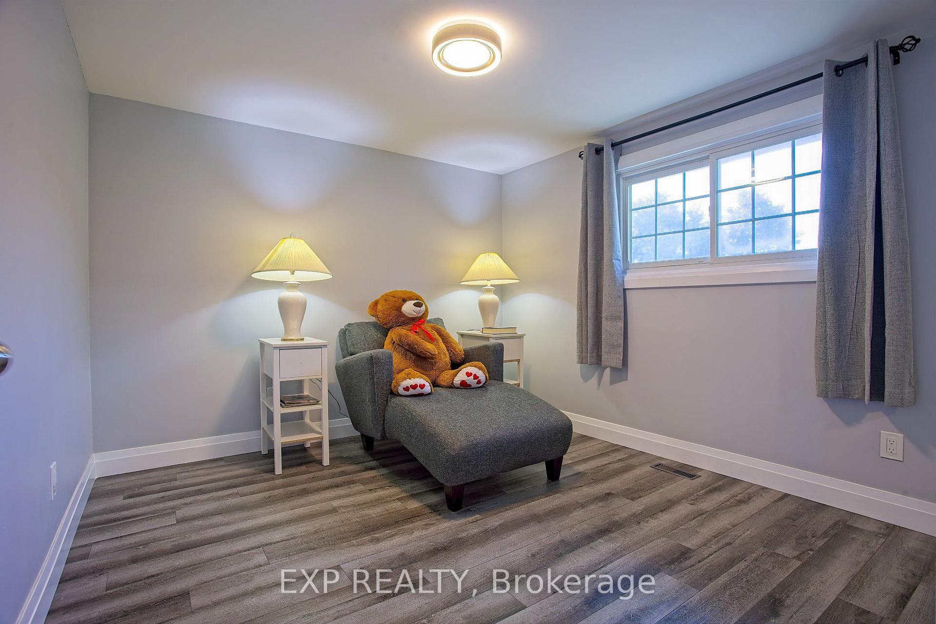 Photo 28 of 39 Ainsworth Street, Hamilton, Stoney Creek Mountain — HOMEH