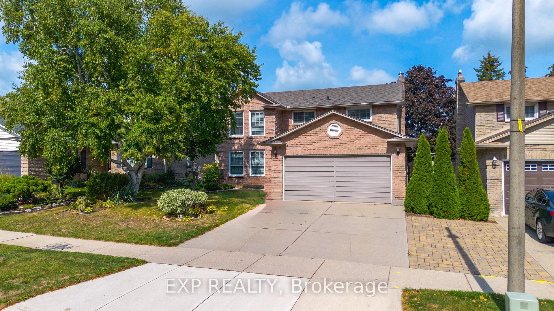 Photo 41 of 39 Ainsworth Street, Hamilton, Stoney Creek Mountain — HOMEH