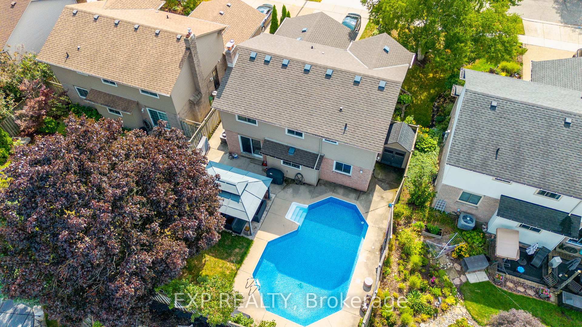 Photo 45 of 39 Ainsworth Street, Hamilton, Stoney Creek Mountain — HOMEH