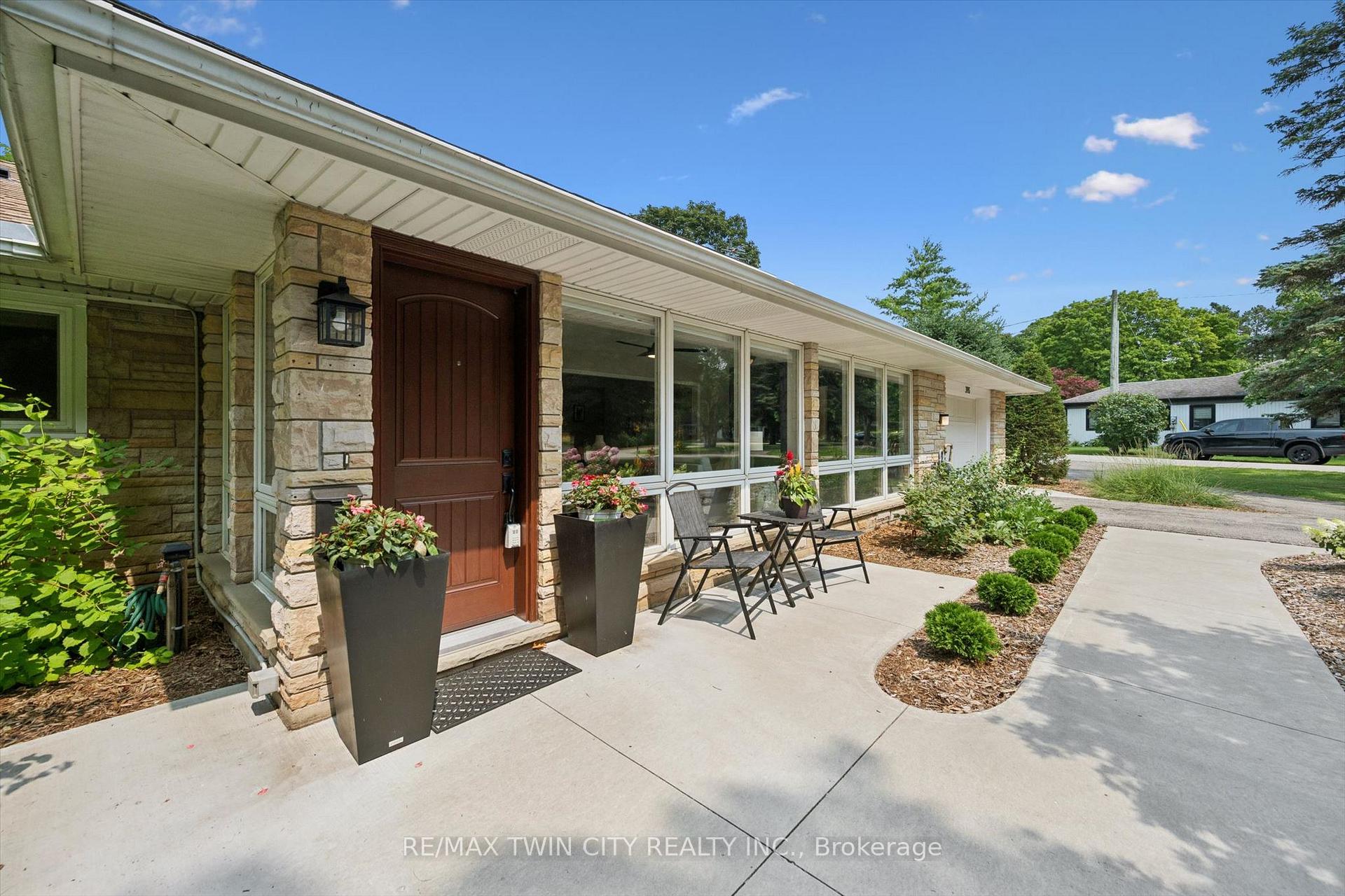 Photo 3 of 395 Blue Heron Ridge, Cambridge, Lang's Farm — HOMEH