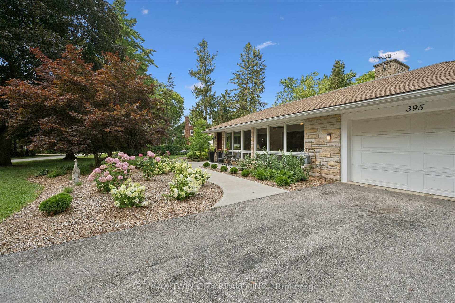 Photo 32 of 395 Blue Heron Ridge, Cambridge, Lang's Farm — HOMEH