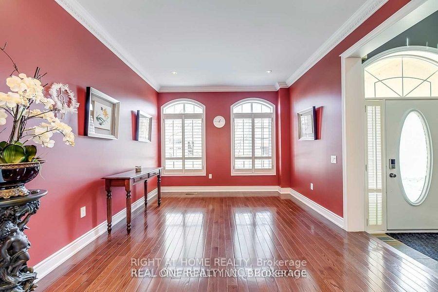 Photo 3 of 96 Spring Azure Crescent, Oakville, Bronte — HOMEH
