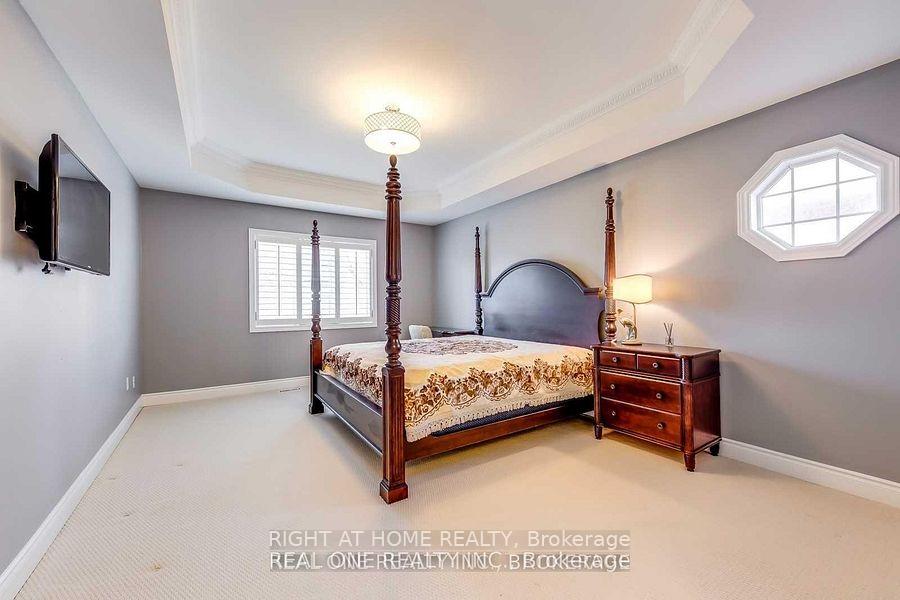 Photo 22 of 96 Spring Azure Crescent, Oakville, Bronte — HOMEH