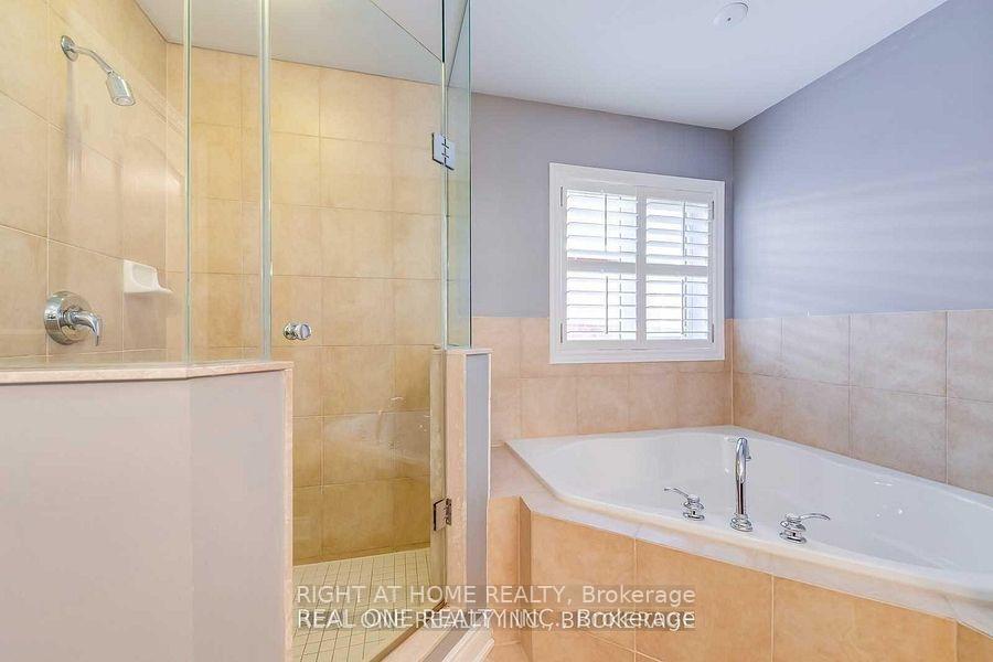 Photo 24 of 96 Spring Azure Crescent, Oakville, Bronte — HOMEH