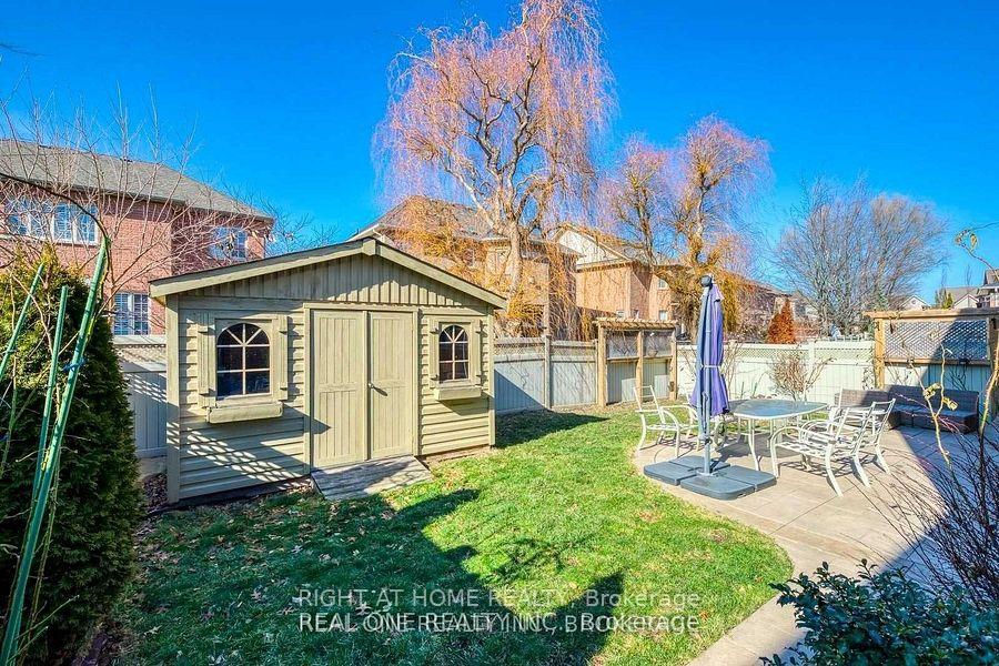 Photo 36 of 96 Spring Azure Crescent, Oakville, Bronte — HOMEH