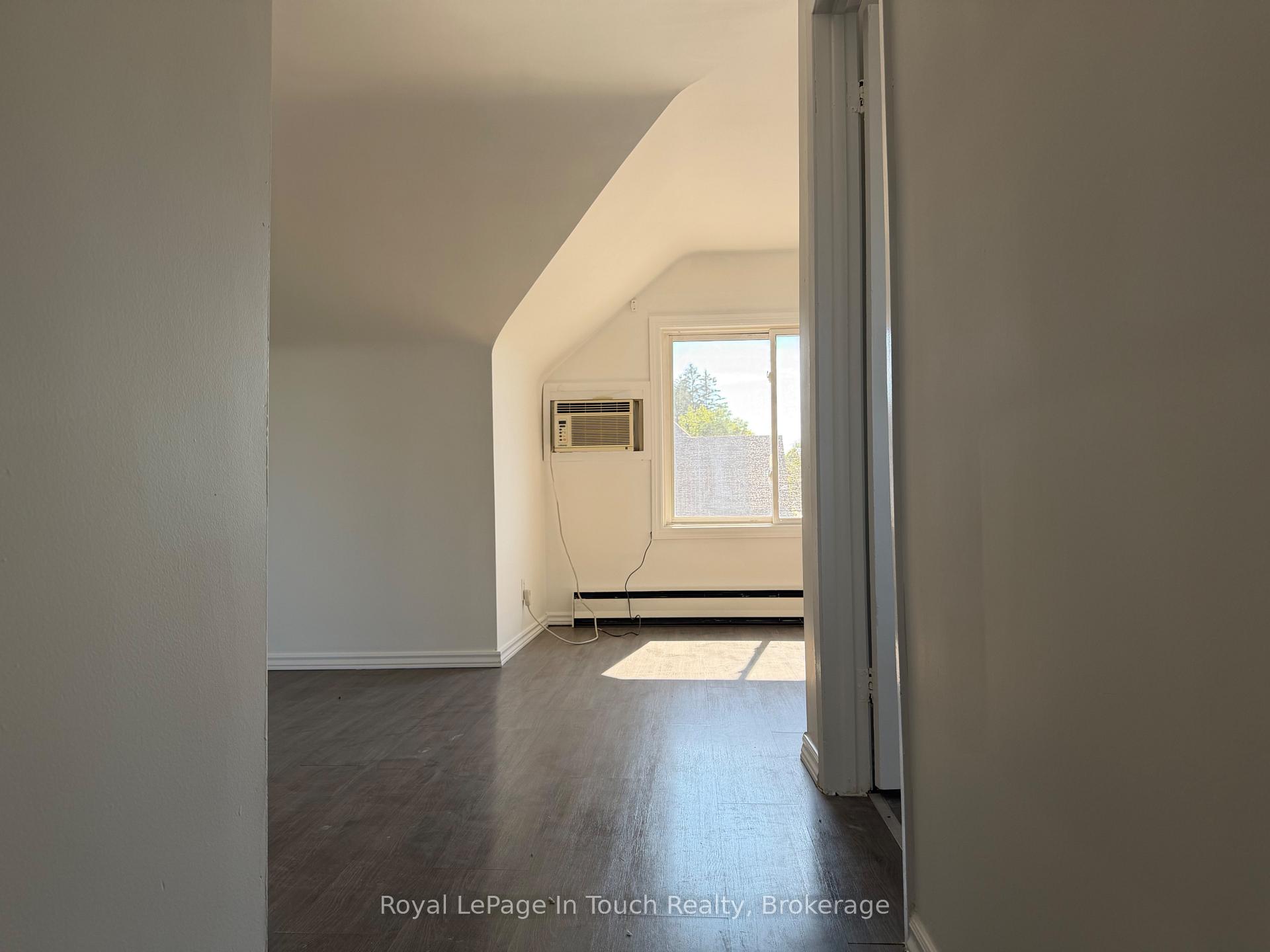 Photo 22 of 519 Yonge Street, Midland — HOMEH