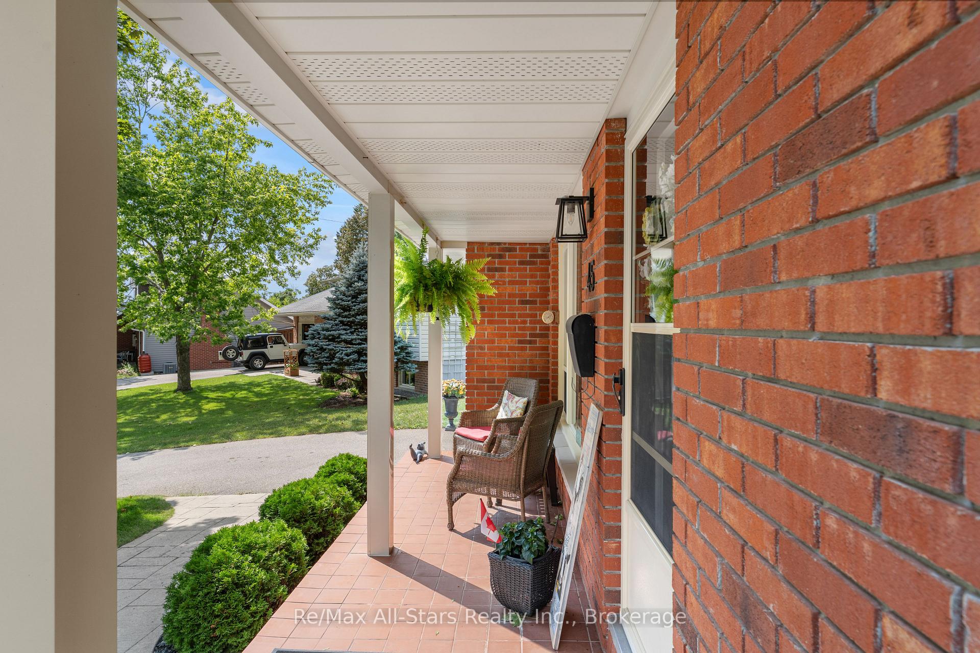 Photo 6 of 45 Janlisda Drive, Kawartha Lakes, Fenelon Falls — HOMEH