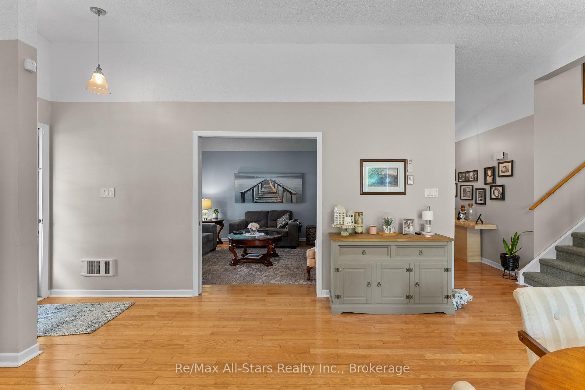 Photo 13 of 45 Janlisda Drive, Kawartha Lakes, Fenelon Falls — HOMEH