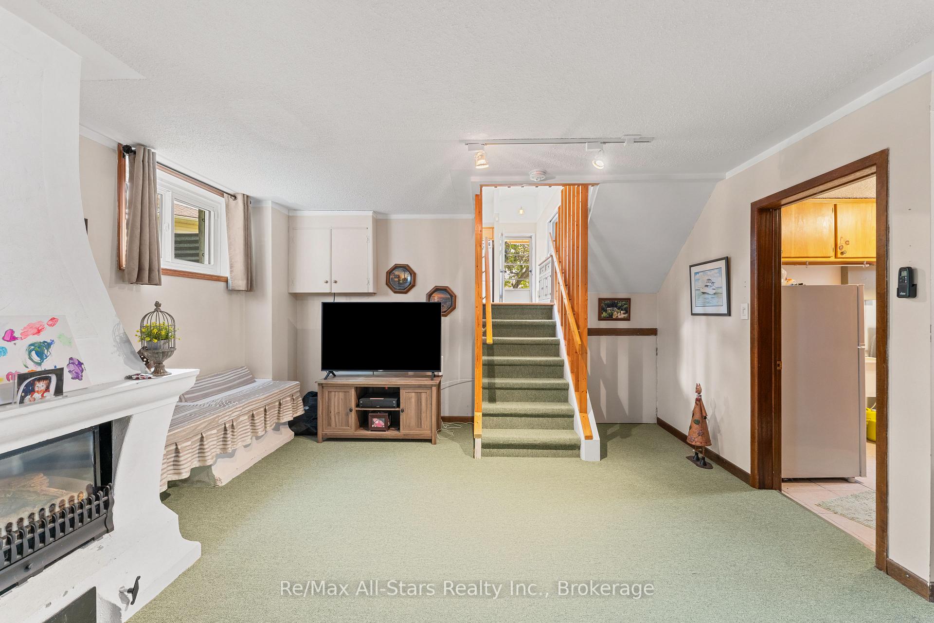 Photo 26 of 45 Janlisda Drive, Kawartha Lakes, Fenelon Falls — HOMEH