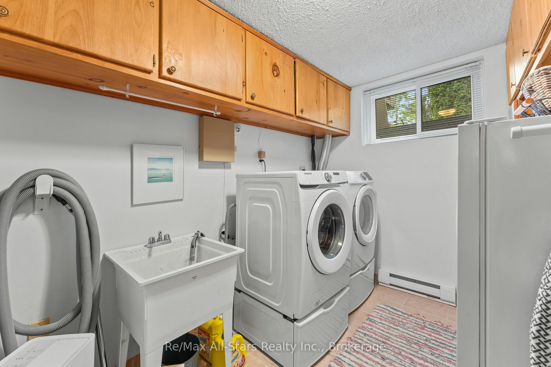 Photo 32 of 45 Janlisda Drive, Kawartha Lakes, Fenelon Falls — HOMEH