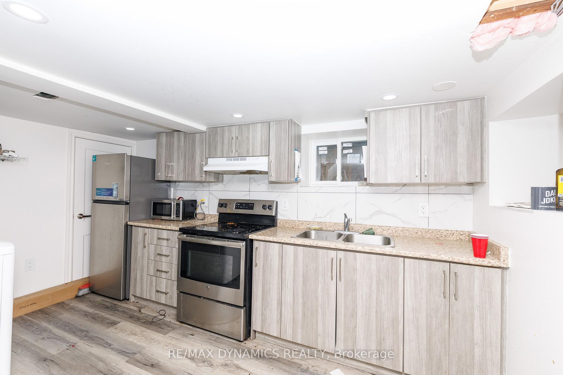 Photo 19 of 4770 Queen Street, Niagara Falls, Downtown — HOMEH