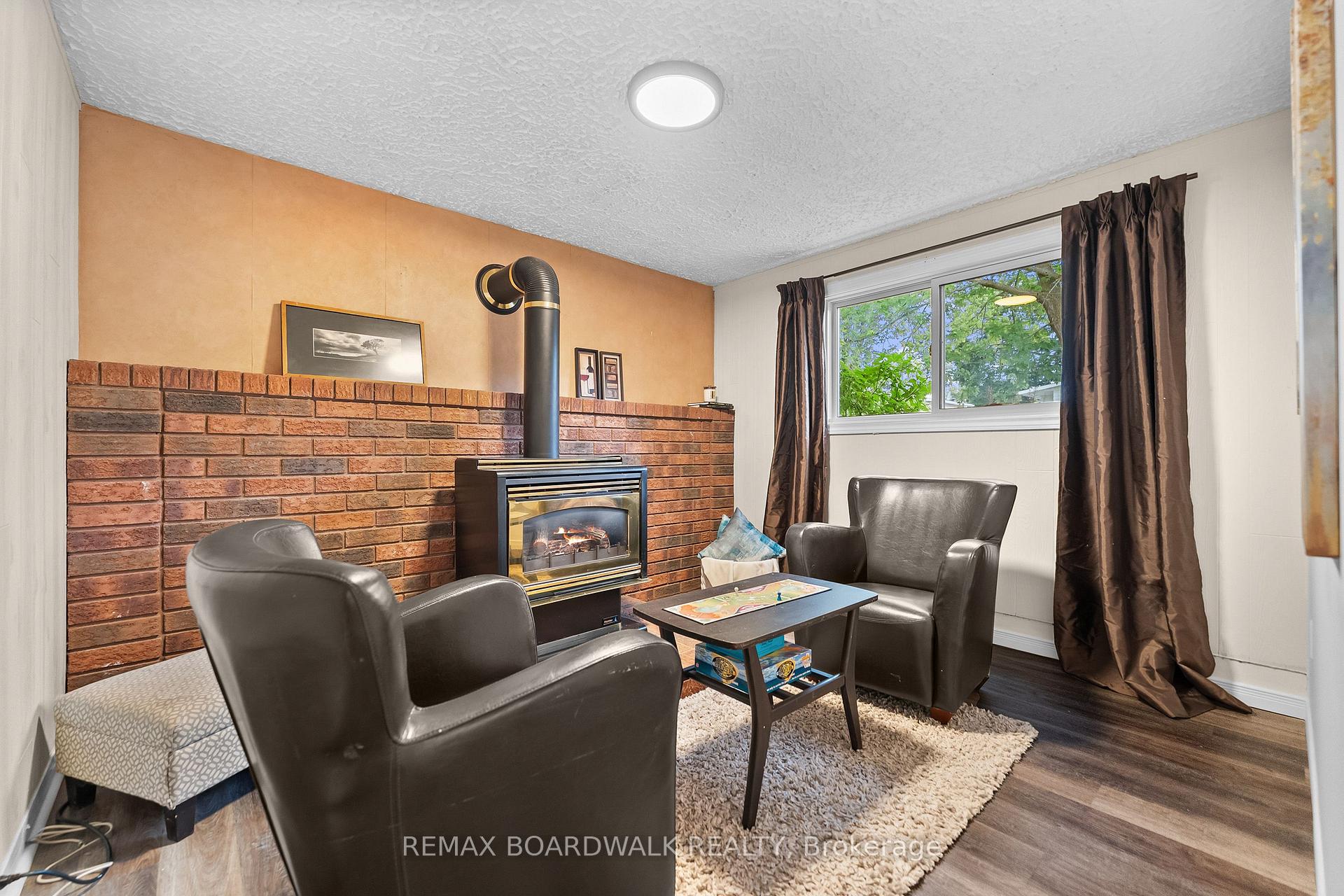 Photo 21 of 192 Allan Drive, Arnprior, Arnprior — HOMEH