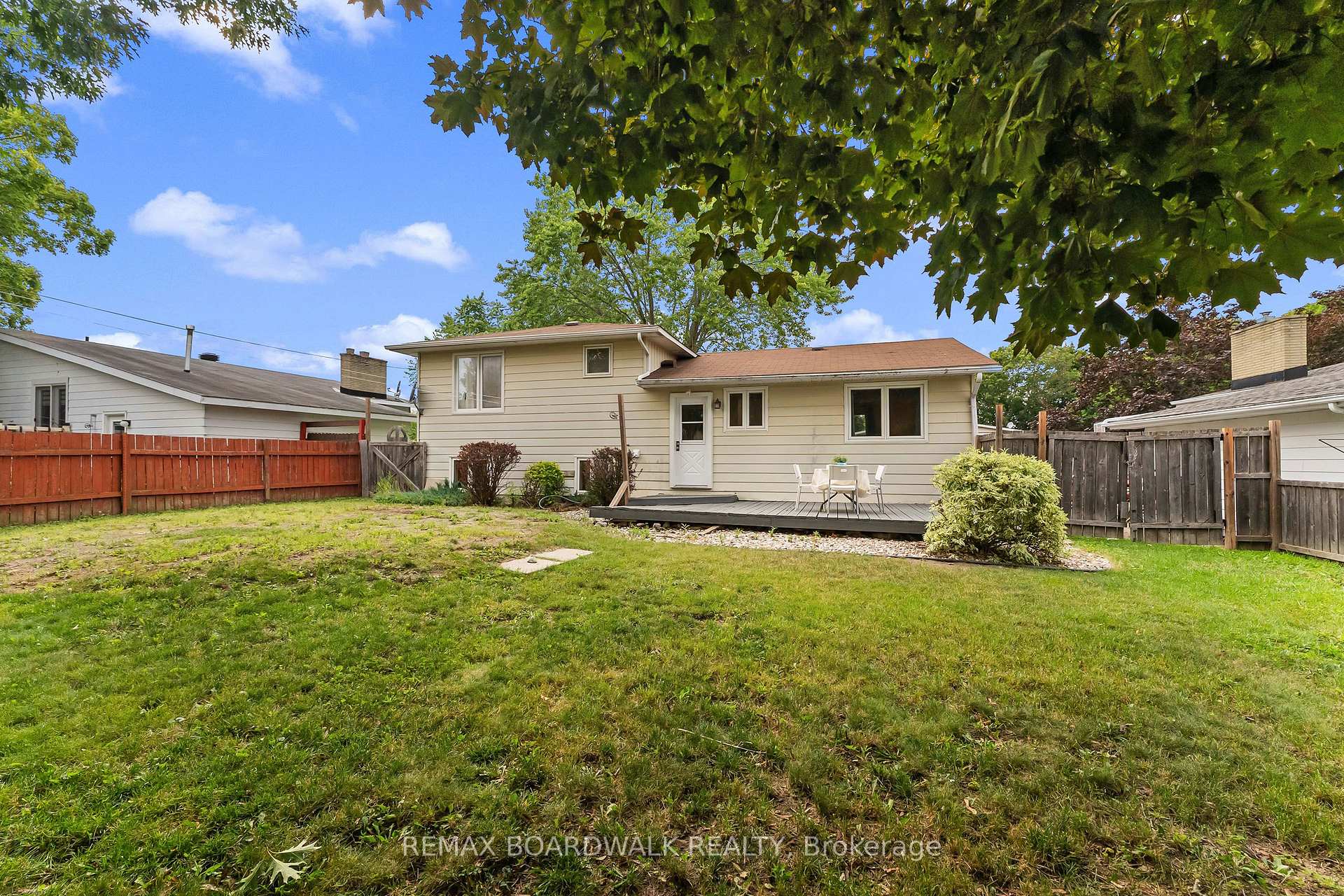 Photo 25 of 192 Allan Drive, Arnprior, Arnprior — HOMEH
