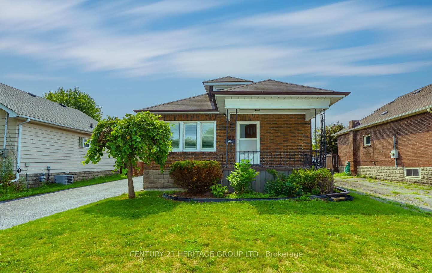Photo 1 of 203 Hibbert Avenue, Oshawa, Vanier — HOMEH
