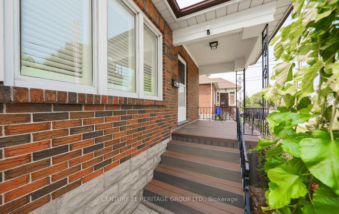 Photo 5 of 203 Hibbert Avenue, Oshawa, Vanier — HOMEH