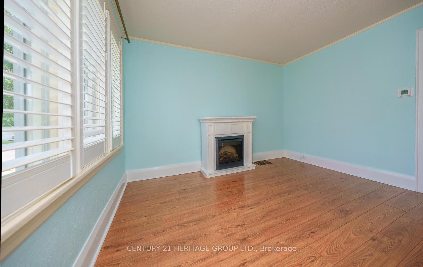 Photo 7 of 203 Hibbert Avenue, Oshawa, Vanier — HOMEH