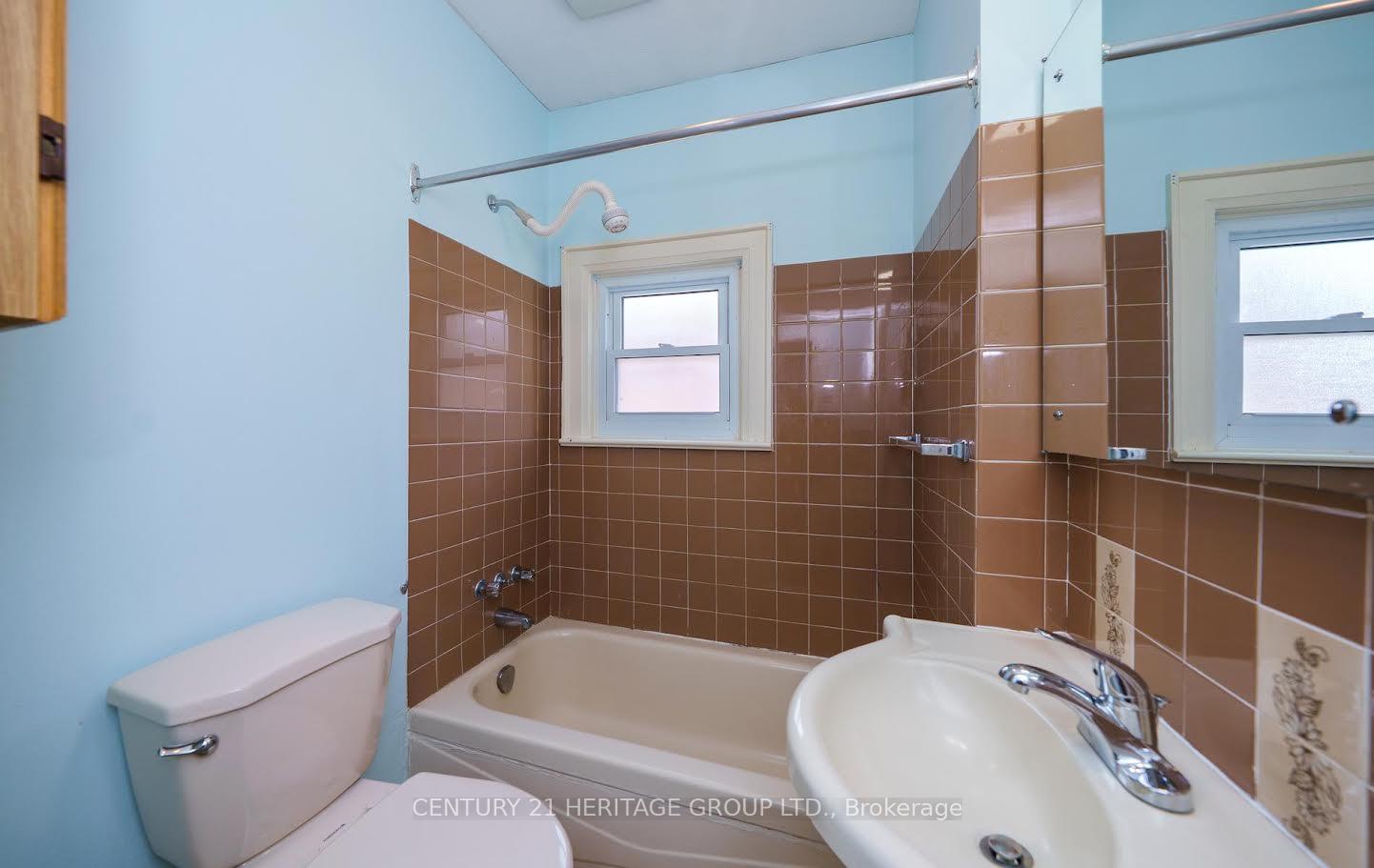 Photo 35 of 203 Hibbert Avenue, Oshawa, Vanier — HOMEH