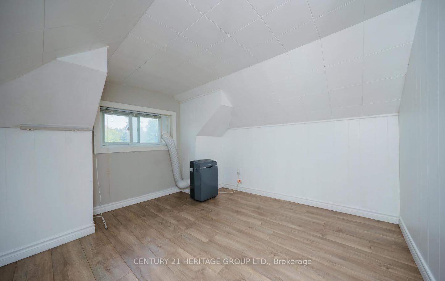 Photo 39 of 203 Hibbert Avenue, Oshawa, Vanier — HOMEH