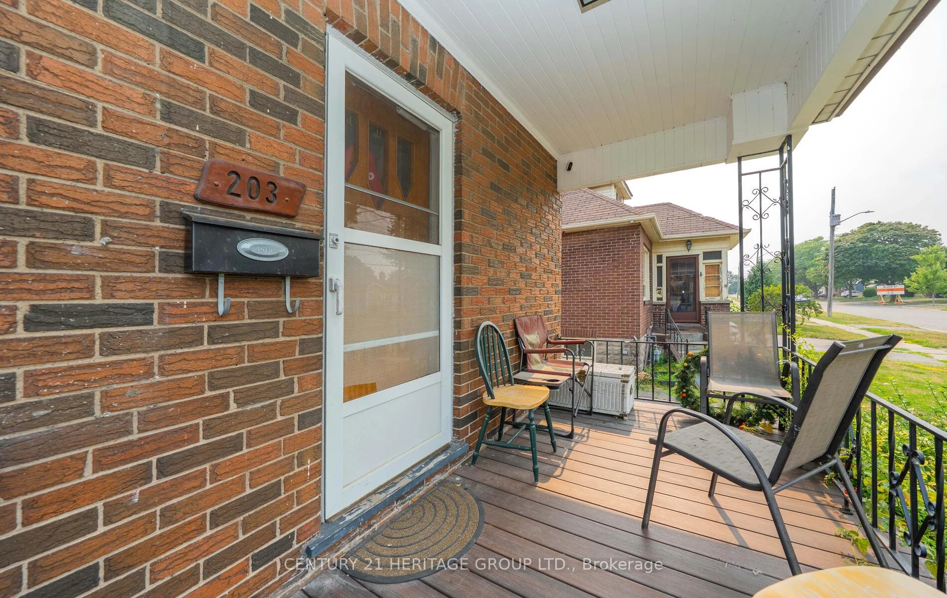 Photo 12 of 203 Hibbert Avenue, Oshawa, Vanier — HOMEH