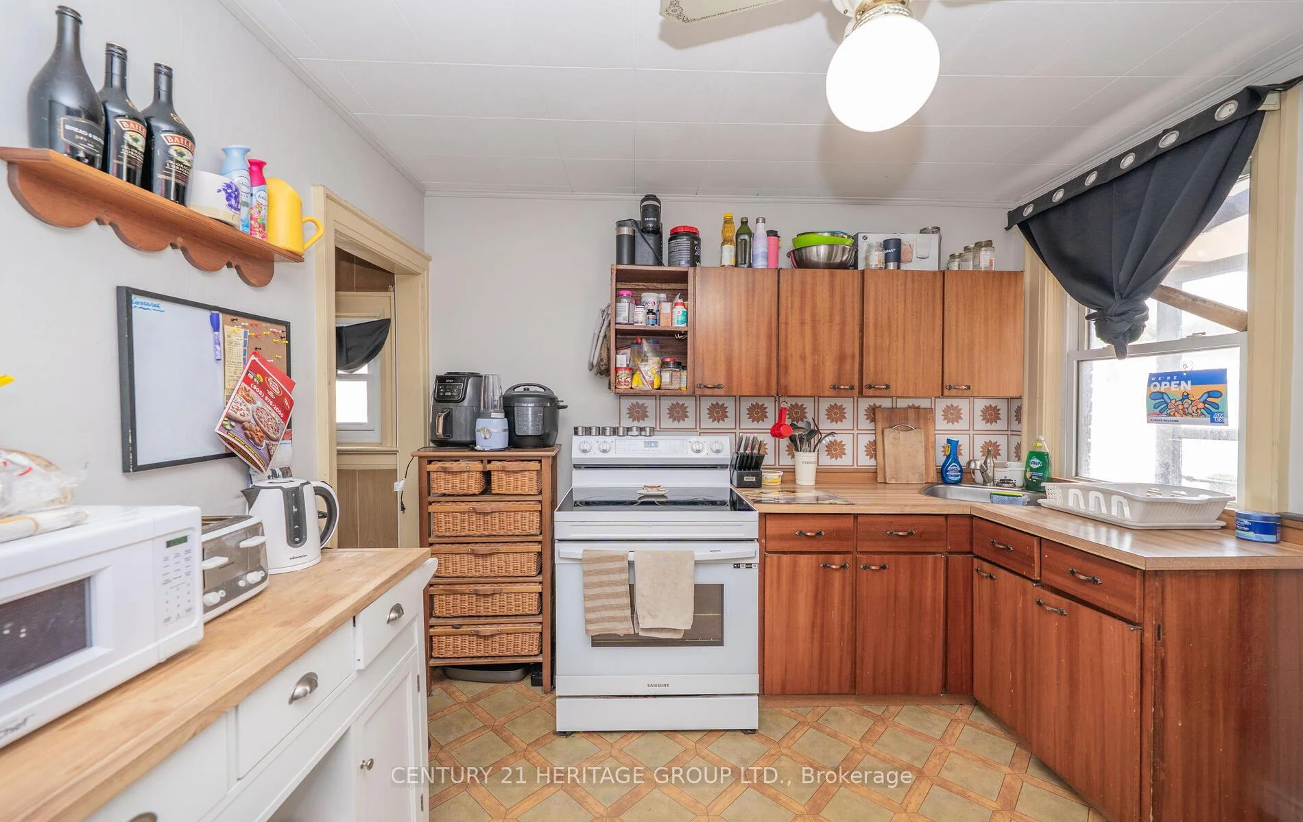 Photo 34 of 203 Hibbert Avenue, Oshawa, Vanier — HOMEH