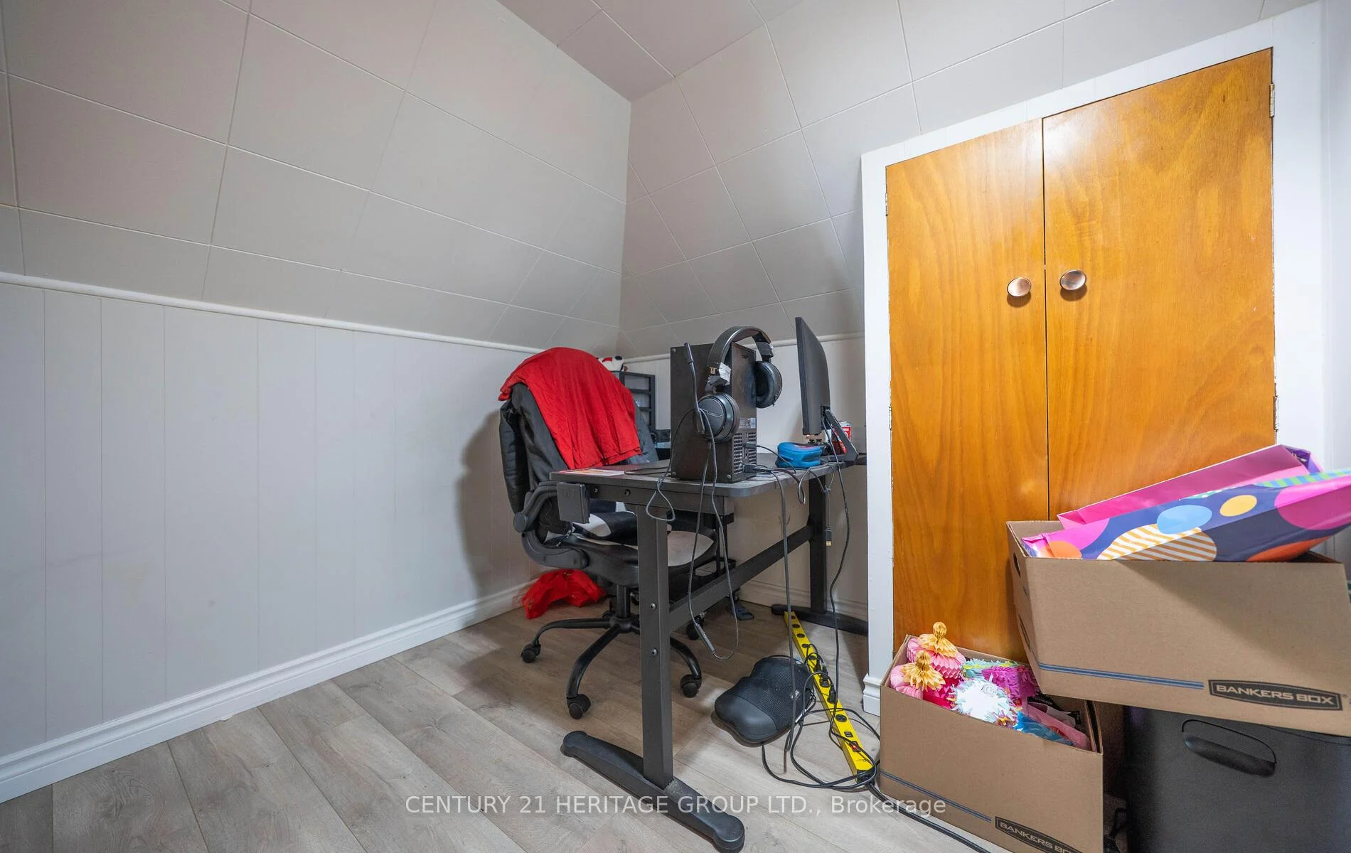 Photo 58 of 203 Hibbert Avenue, Oshawa, Vanier — HOMEH