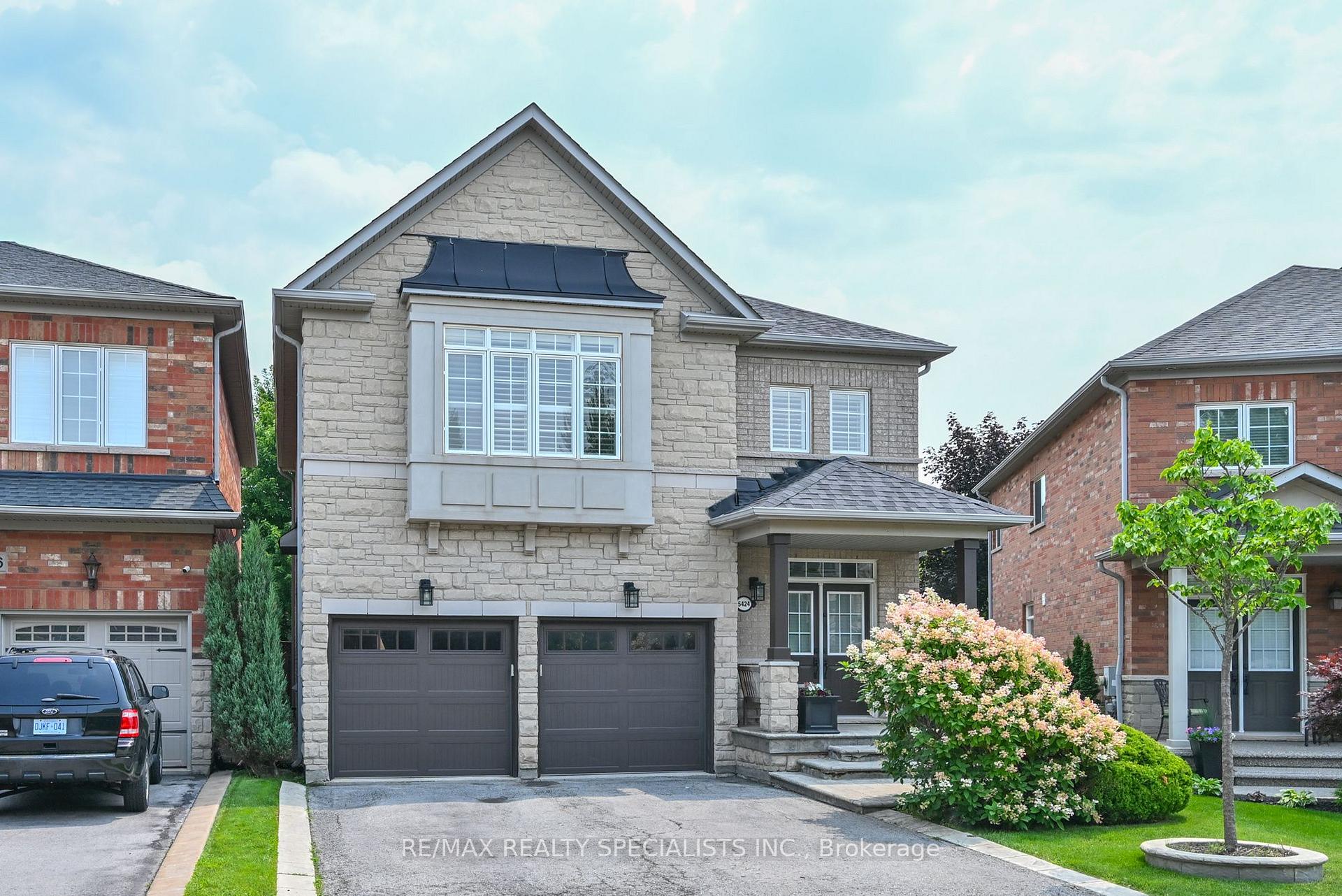 Photo 1 of 5424 Greer Drive, Burlington, Orchard — HOMEH