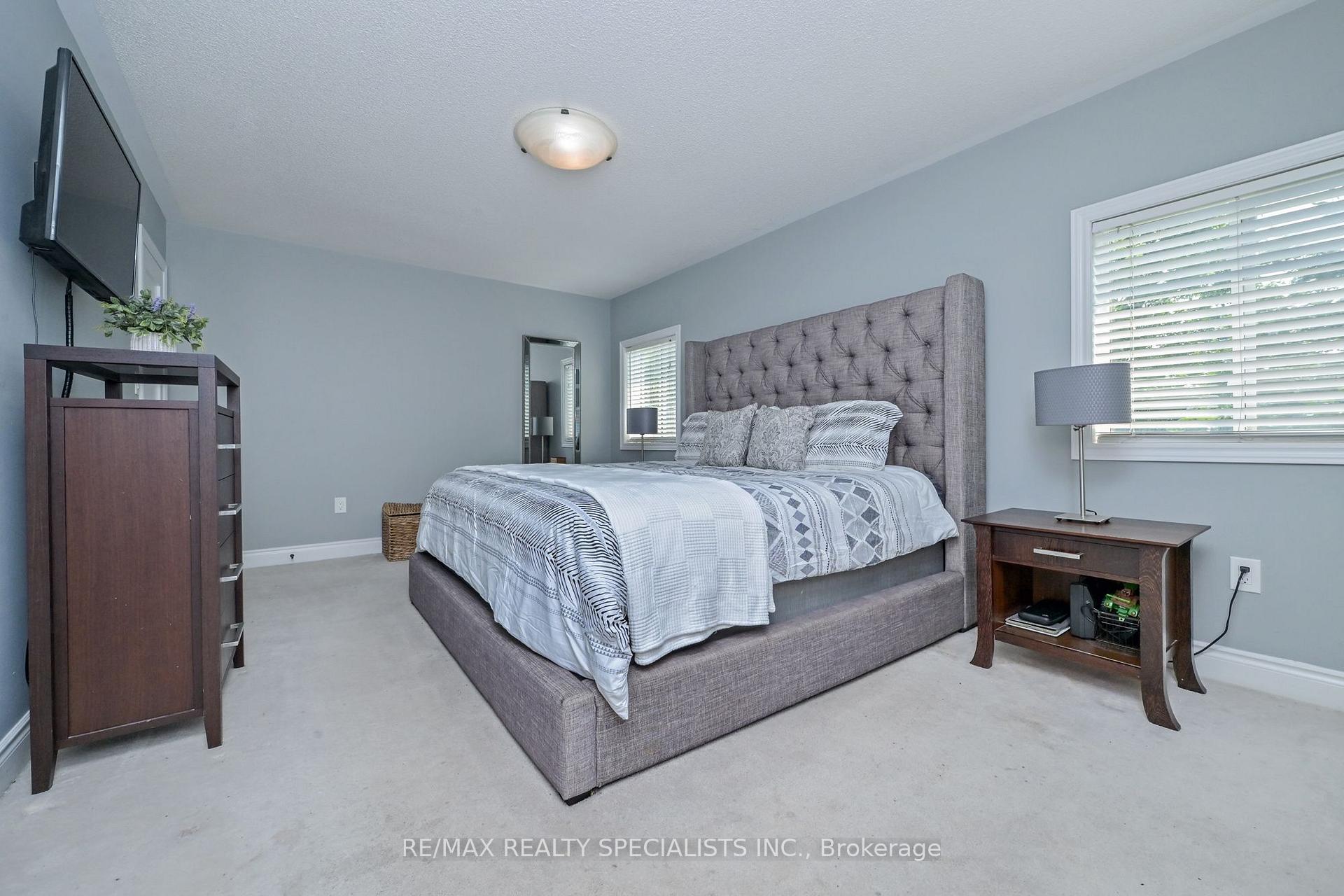 Photo 21 of 5424 Greer Drive, Burlington, Orchard — HOMEH