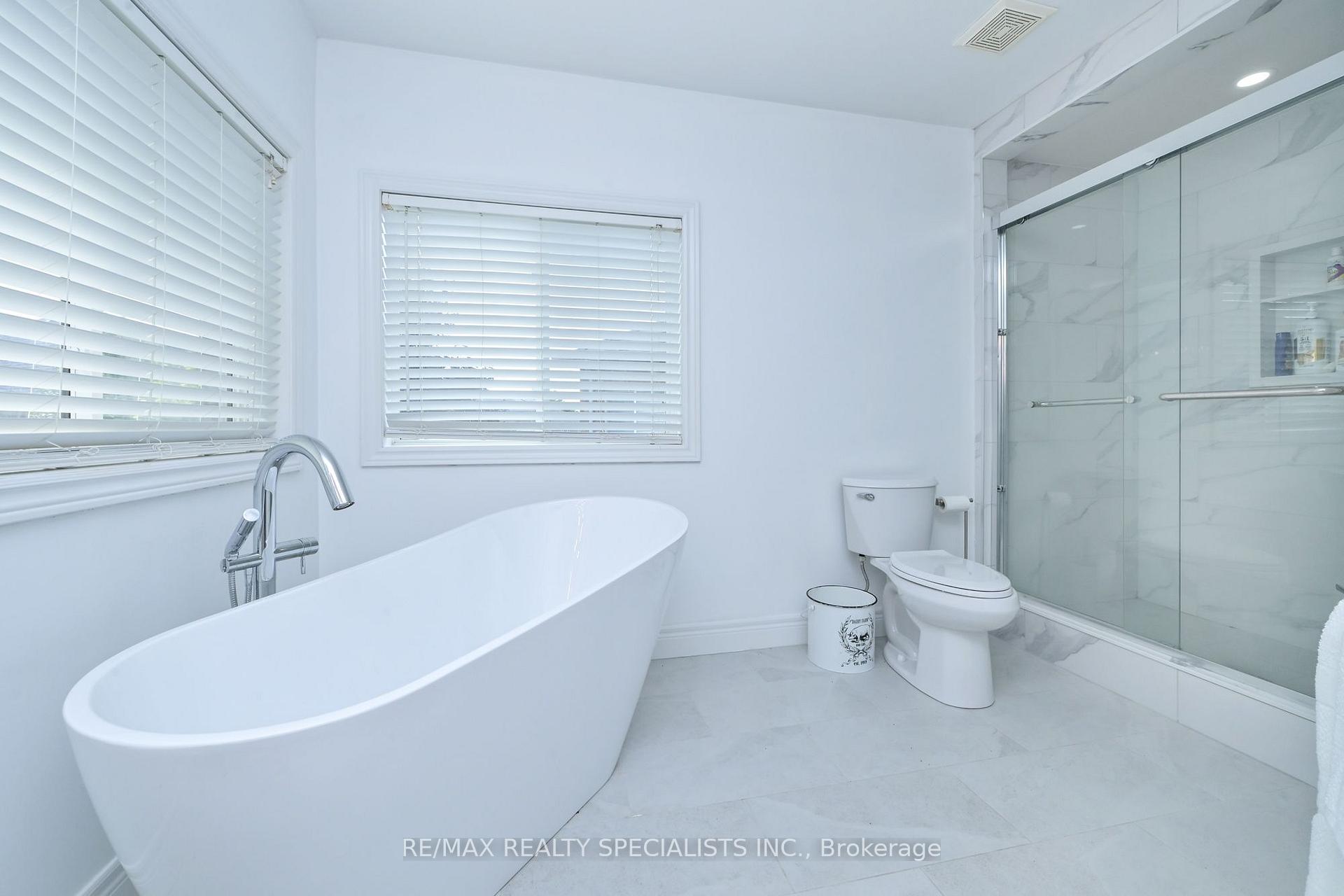 Photo 24 of 5424 Greer Drive, Burlington, Orchard — HOMEH