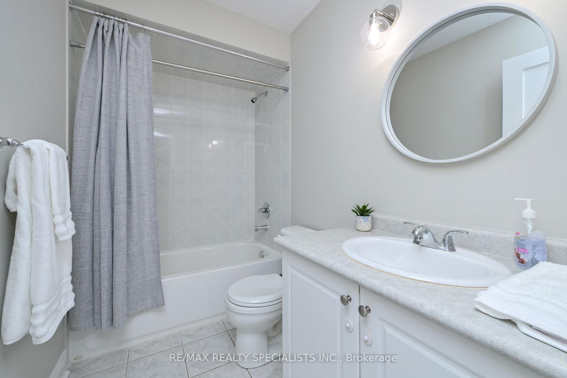 Photo 26 of 5424 Greer Drive, Burlington, Orchard — HOMEH