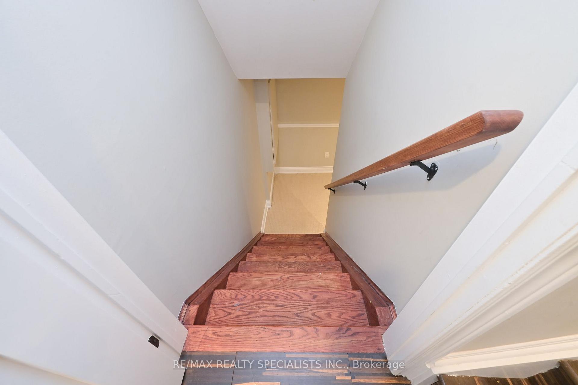 Photo 28 of 5424 Greer Drive, Burlington, Orchard — HOMEH