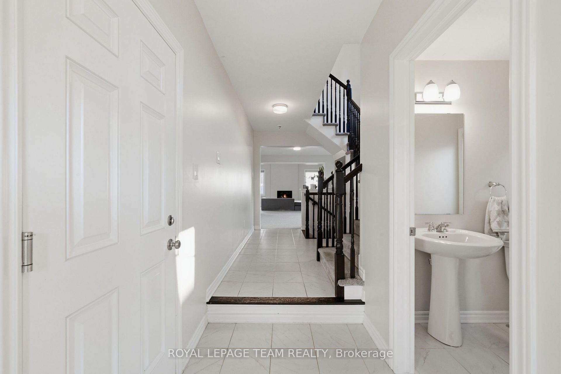 Photo 5 of 153 Unity Place, Ottawa, Stittsville (North) — HOMEH