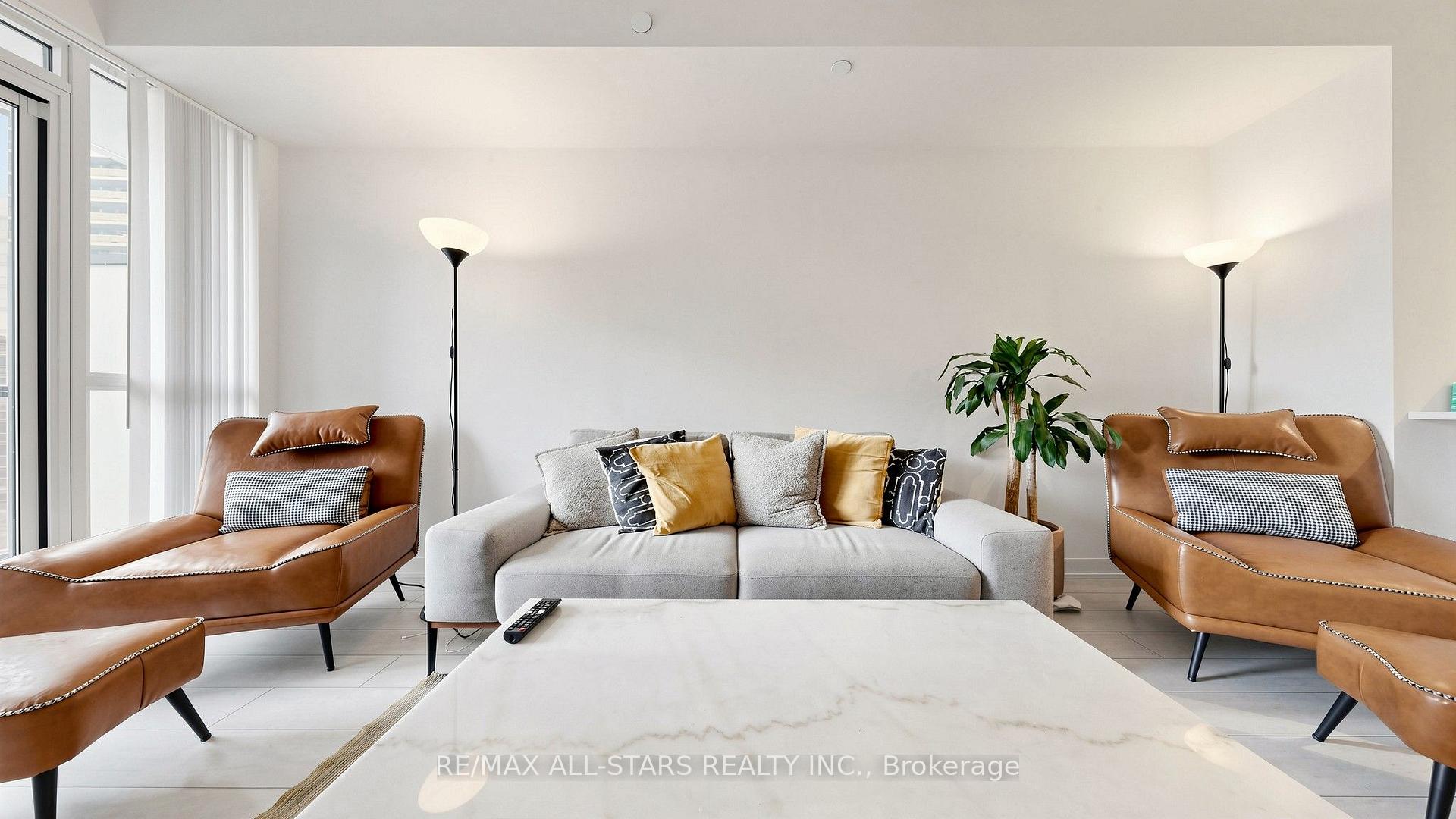 Photo 9 of Unit 1609, 4955 Yonge Street, North York, Willowdale East — HOMEH