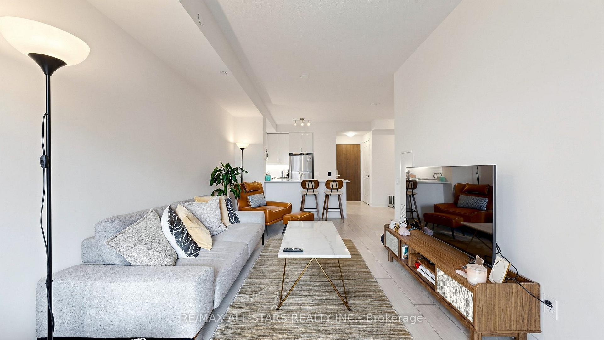 Photo 12 of Unit 1609, 4955 Yonge Street, North York, Willowdale East — HOMEH