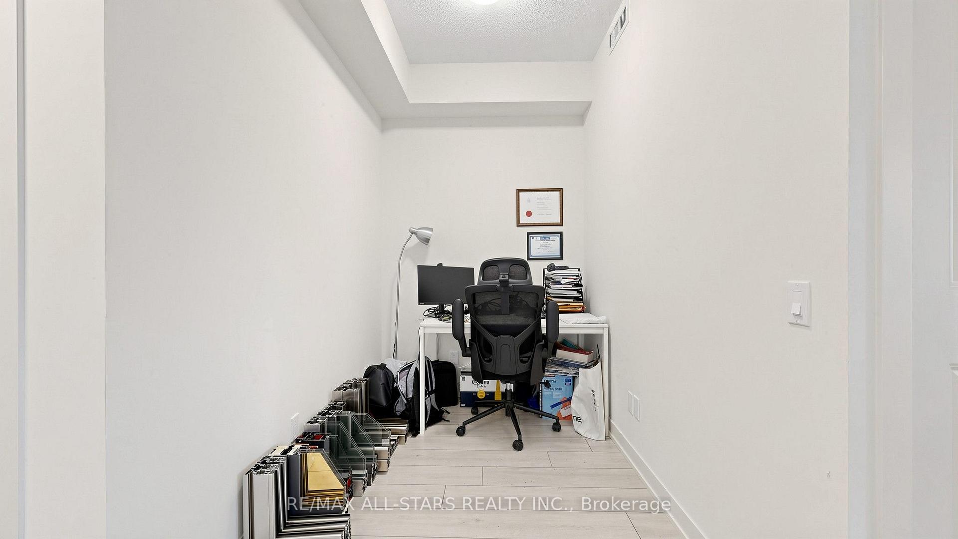 Photo 22 of Unit 1609, 4955 Yonge Street, North York, Willowdale East — HOMEH