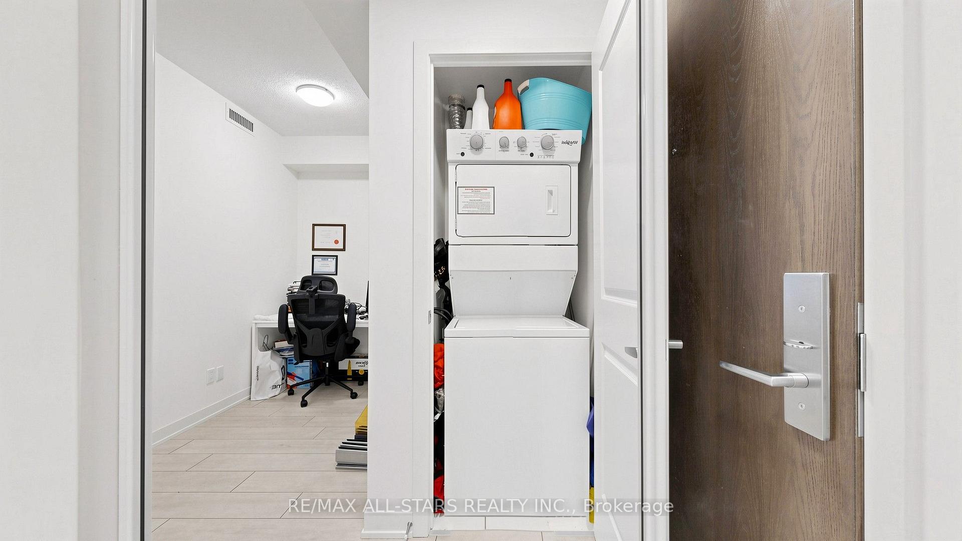Photo 24 of Unit 1609, 4955 Yonge Street, North York, Willowdale East — HOMEH