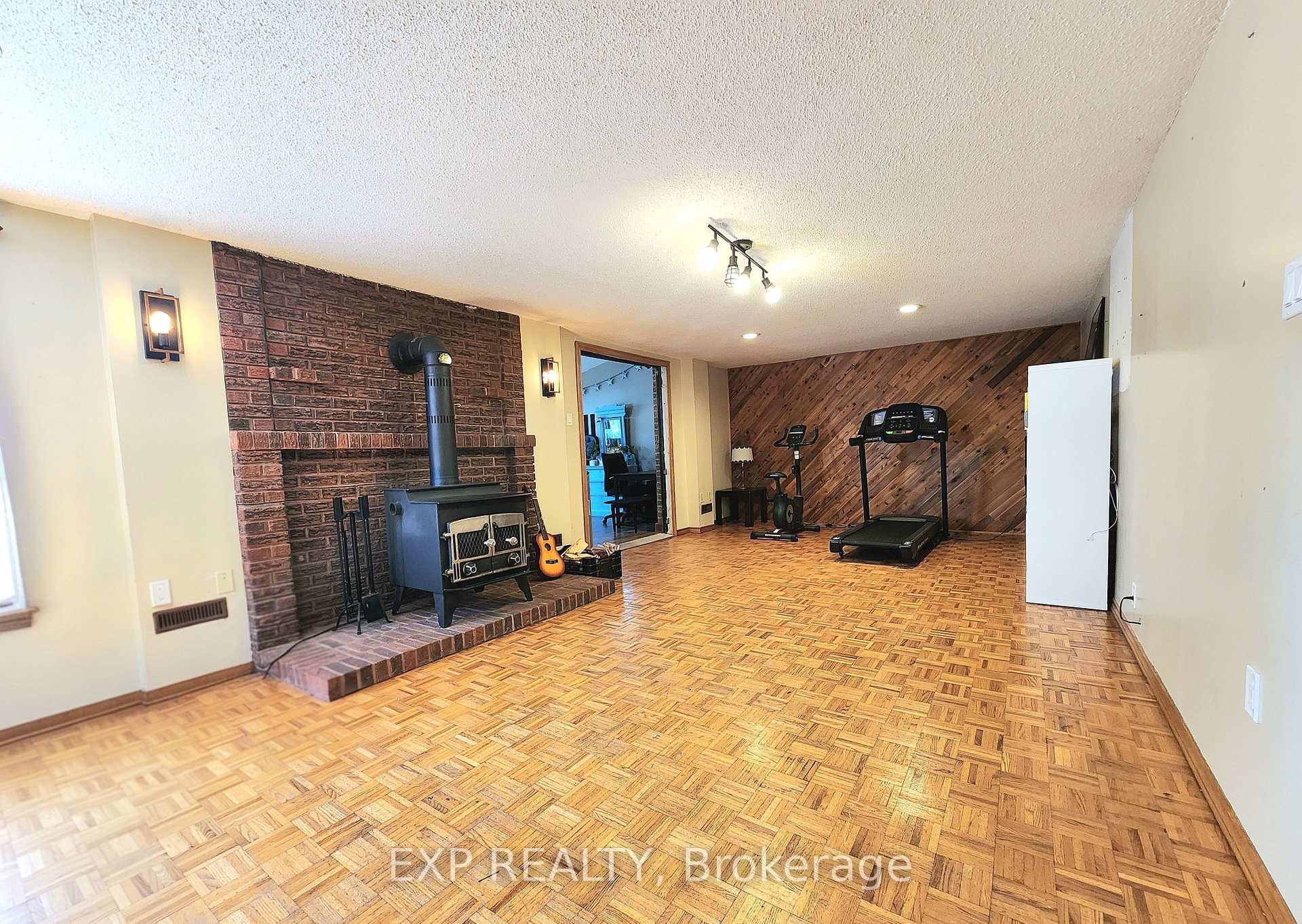 Photo 24 of 2832 Windwood Drive, Mississauga, Meadowvale — HOMEH