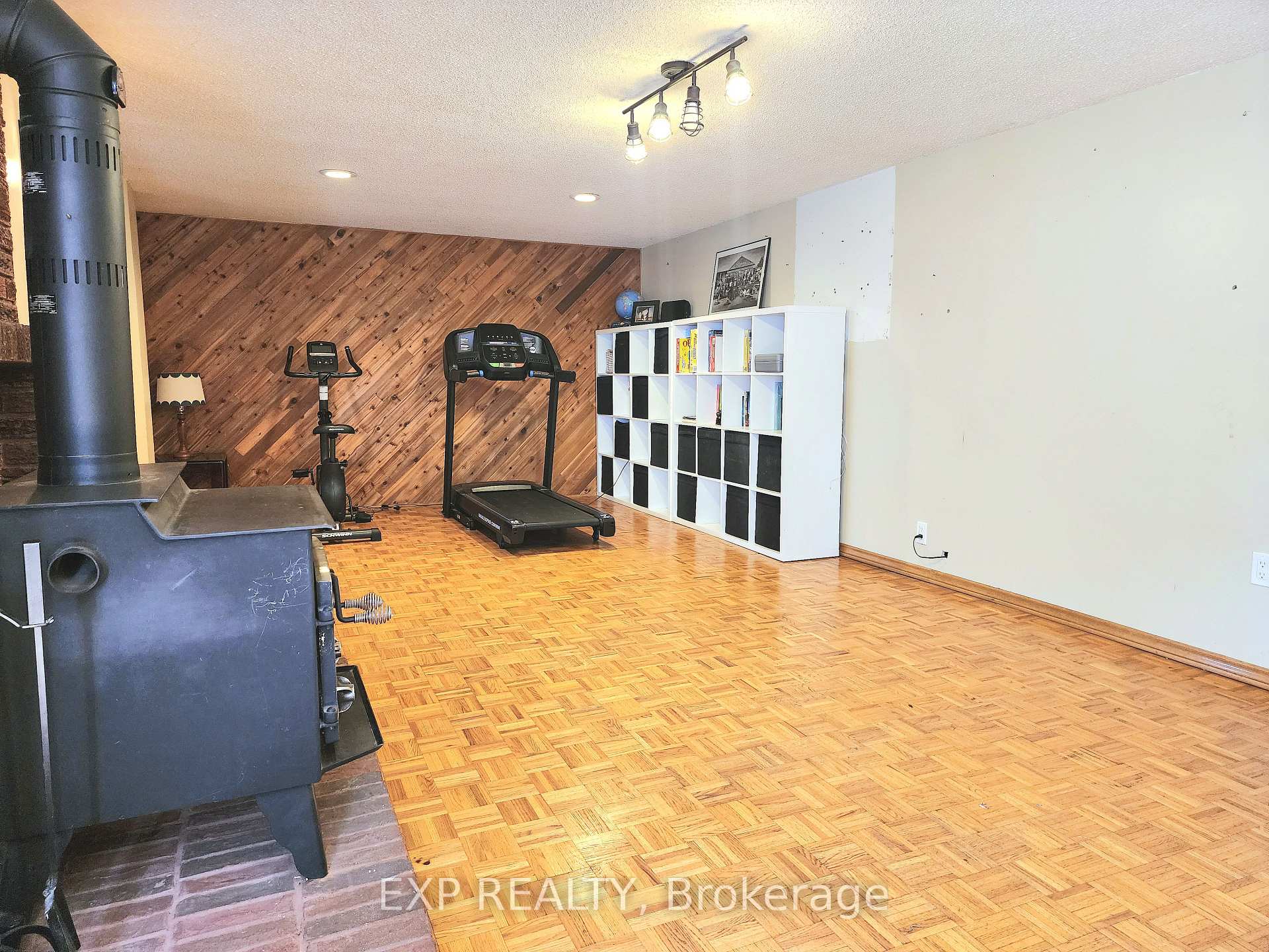 Photo 25 of 2832 Windwood Drive, Mississauga, Meadowvale — HOMEH