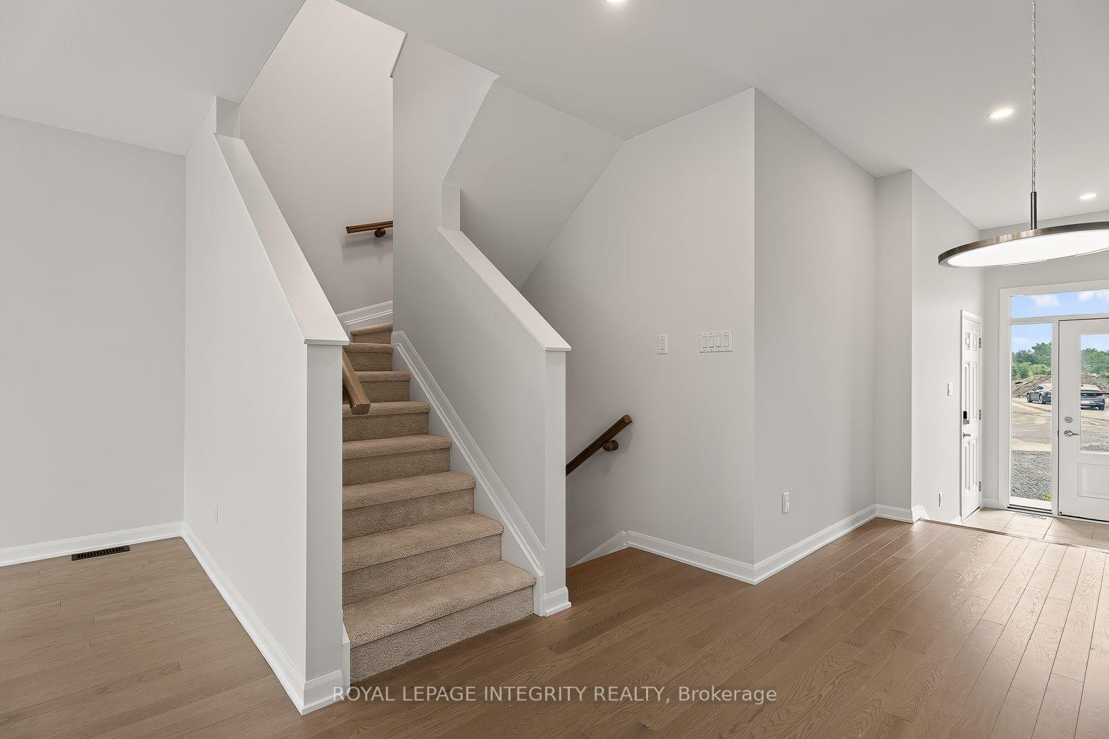 Photo 17 of 740 Tadpole Crescent, Ottawa, Barrhaven - Half Moon Bay — HOMEH