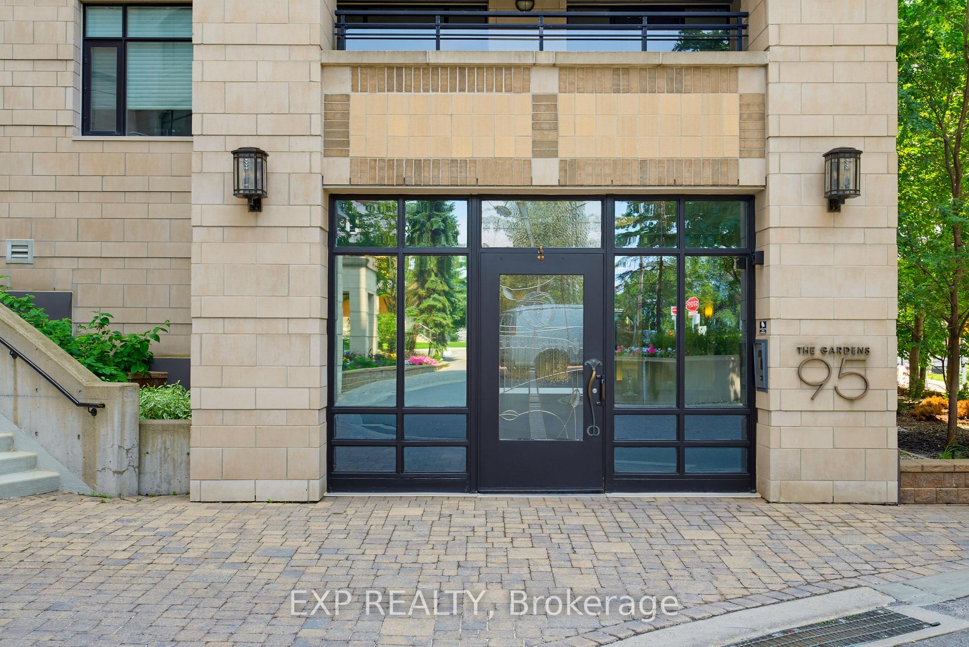Photo 3 of Unit 905, 95 Bronson Avenue, Ottawa, Ottawa Centre — HOMEH