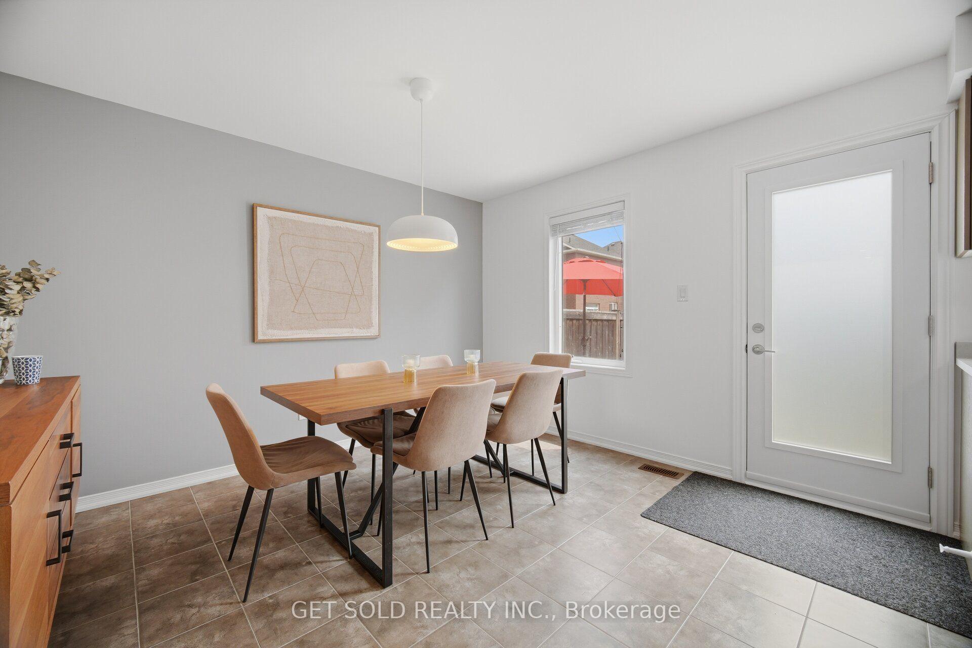 Photo 5 of 426 Geddes Landing, Milton, Scott — HOMEH
