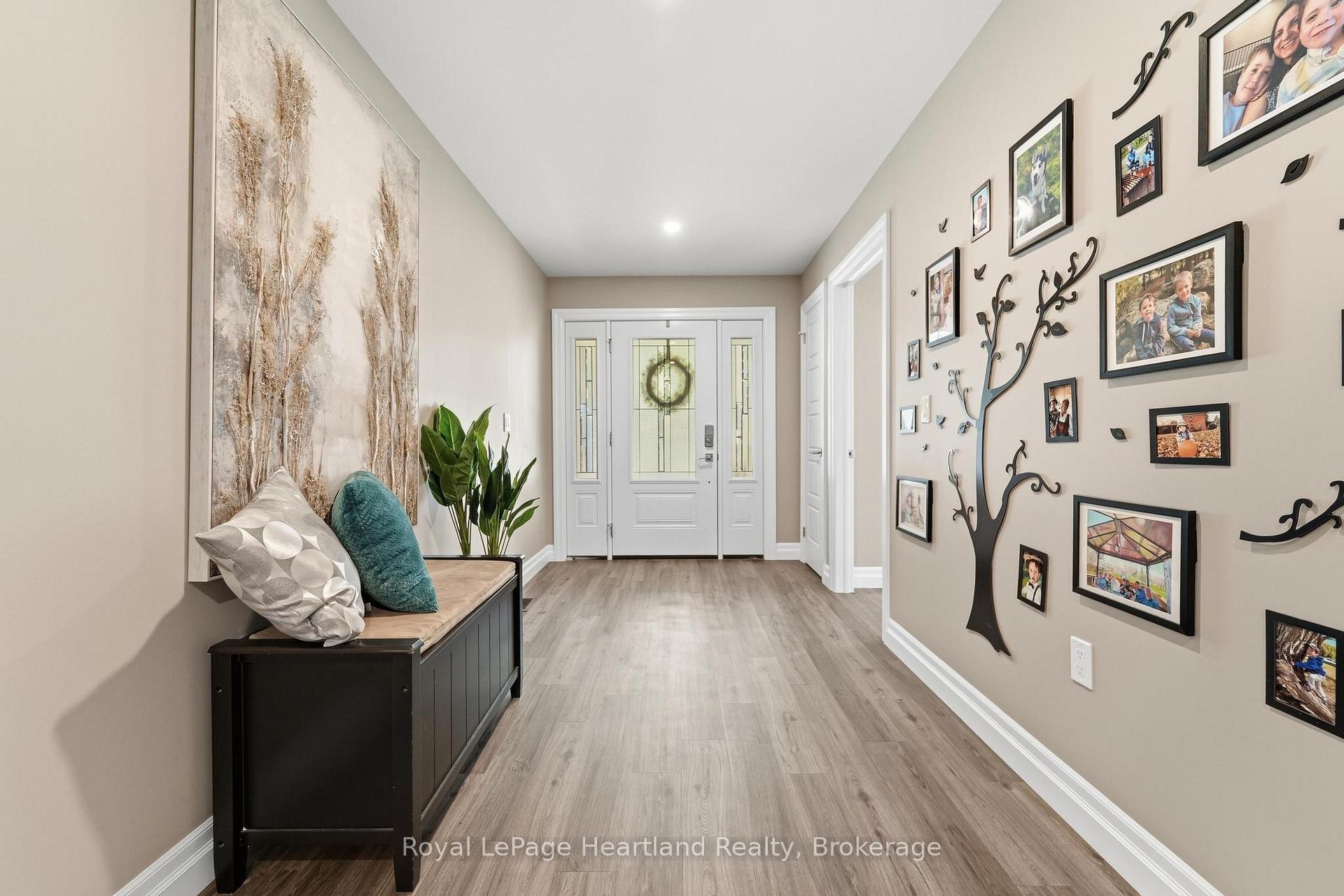 Photo 5 of 250 Wellington Street, North Huron, Blyth — HOMEH