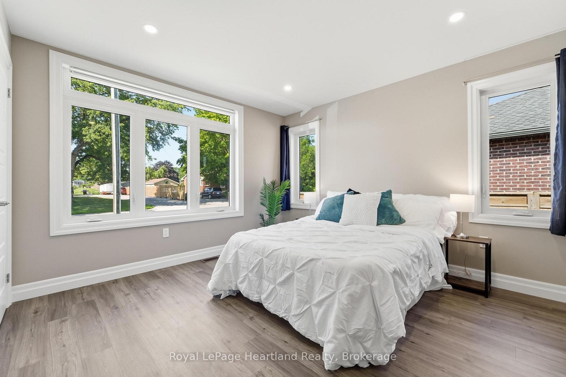 Photo 7 of 250 Wellington Street, North Huron, Blyth — HOMEH