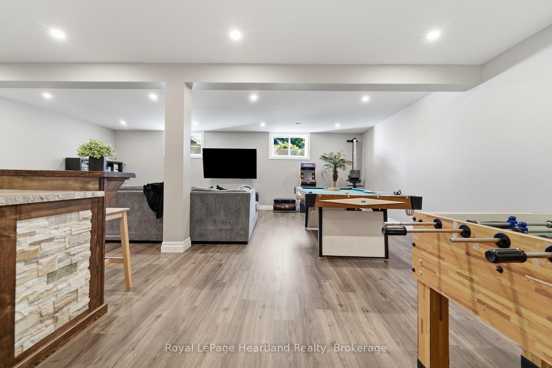 Photo 27 of 250 Wellington Street, North Huron, Blyth — HOMEH