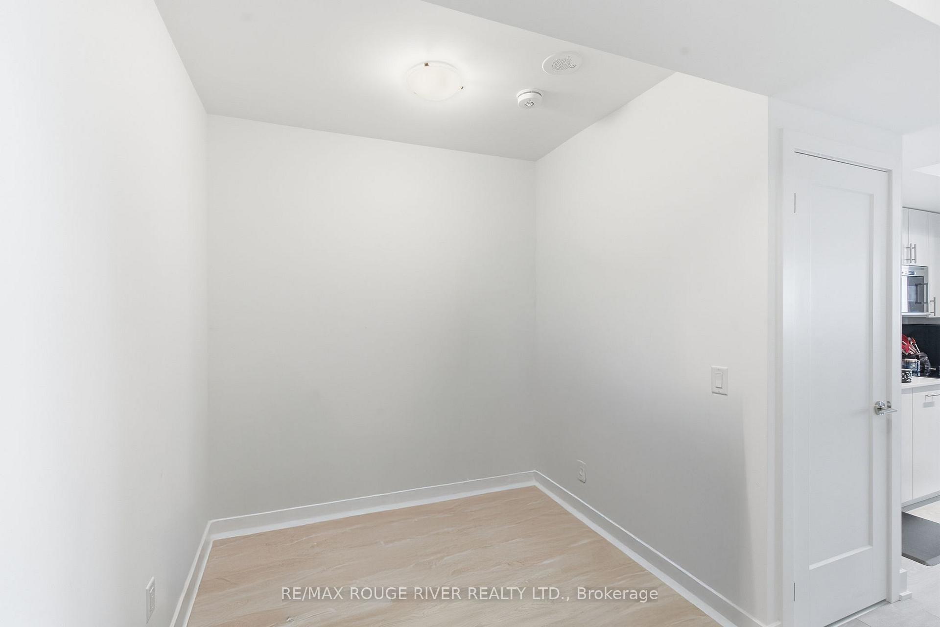 Photo 8 of Unit 2321, 2545 Simcoe Street N, Oshawa, Windfields — HOMEH