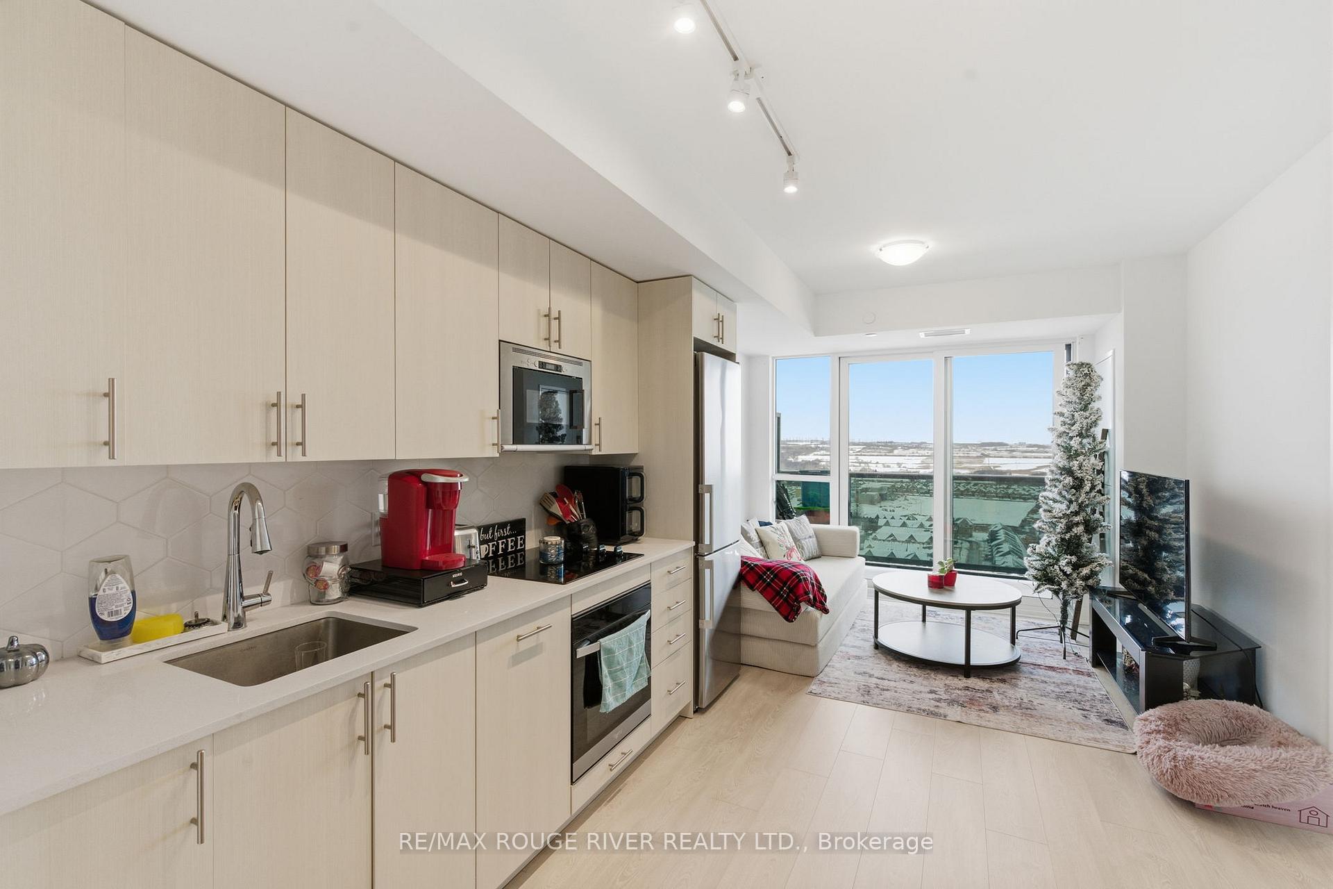 Photo 9 of Unit 2321, 2545 Simcoe Street N, Oshawa, Windfields — HOMEH