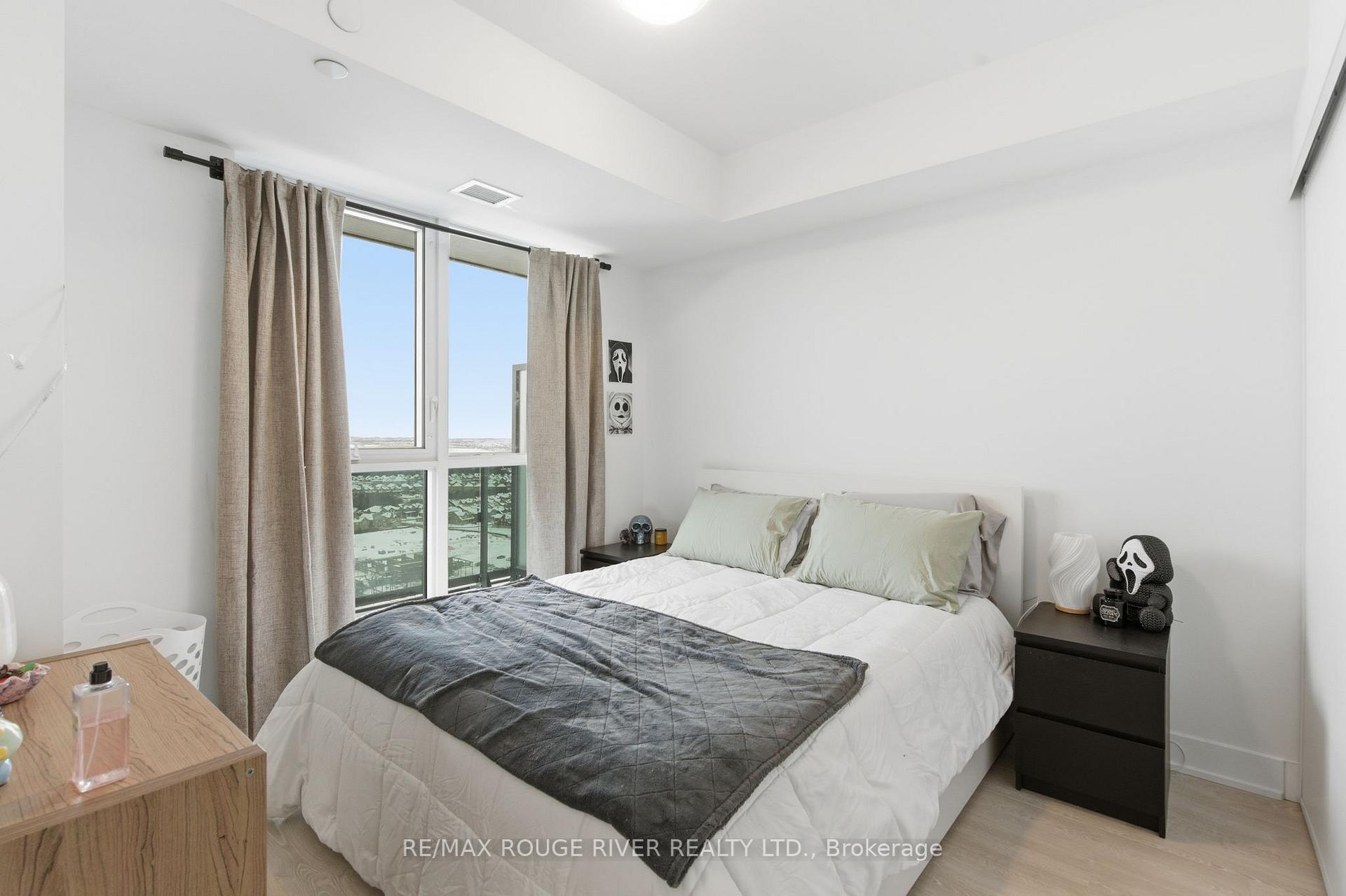 Photo 12 of Unit 2321, 2545 Simcoe Street N, Oshawa, Windfields — HOMEH