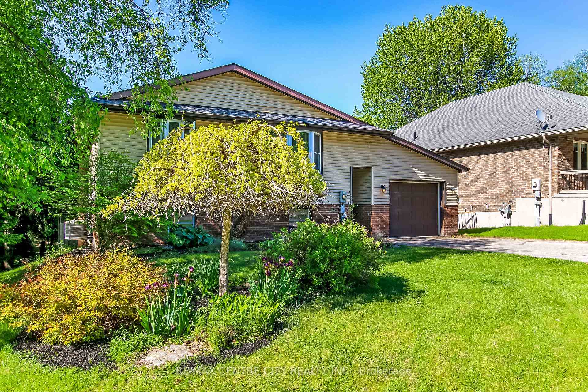 Photo 39 of 361 George Street, Central Elgin, Port Stanley — HOMEH